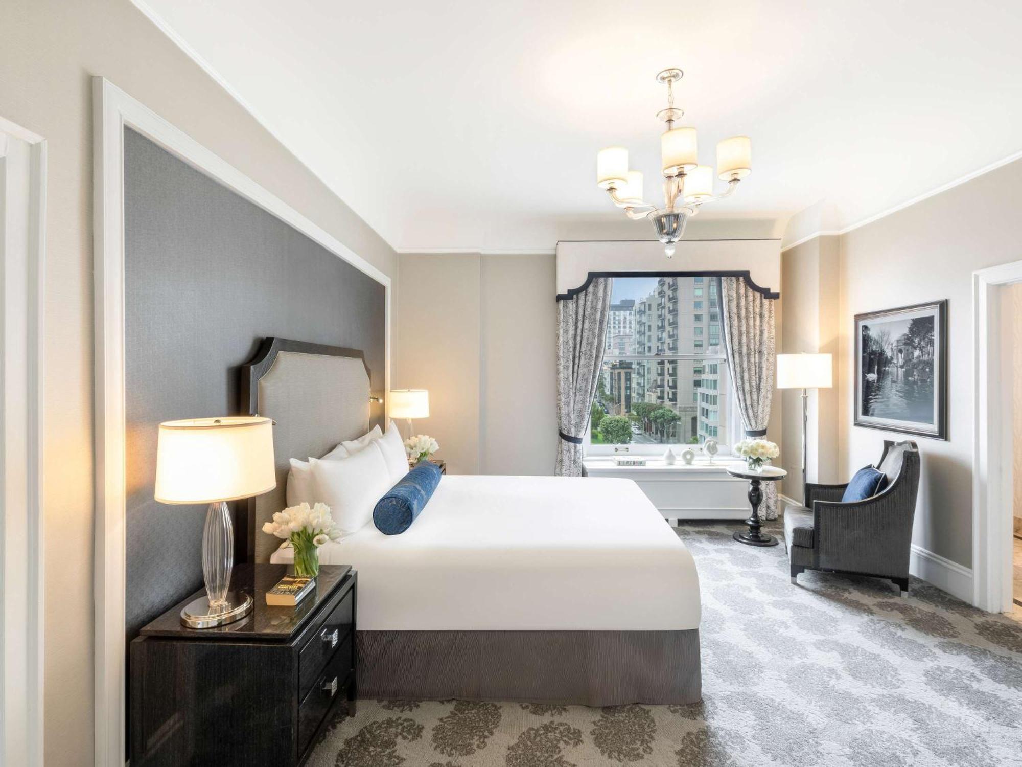 旧金山费尔蒙特酒店 外观 照片 A bedroom at The St. Regis New York